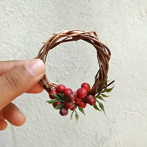 Mini Christmas Wreath with Red Berries – Handmade Holiday Embellishment for Gifts & Decor