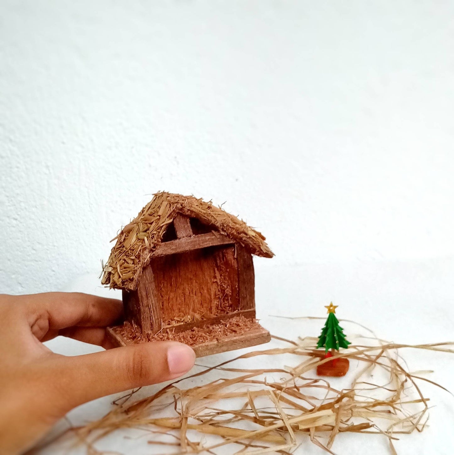 Miniature Christmas Nativity Stable – Christmas display decor, tiny nativity scene, Dollhouse Decor, Tiny Nativity Scene for Christmas Display