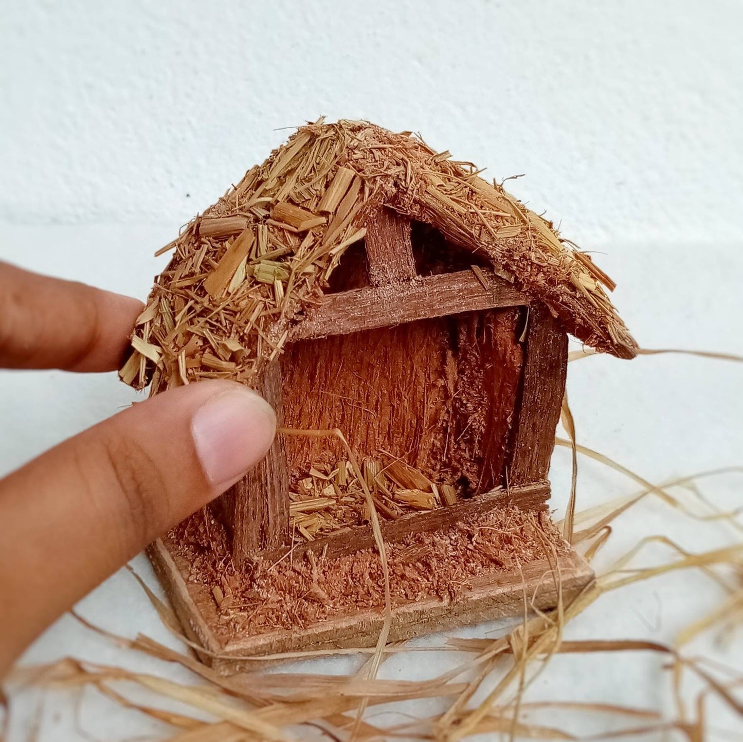 Miniature Christmas Nativity Stable – Christmas display decor, tiny nativity scene, Dollhouse Decor, Tiny Nativity Scene for Christmas Display